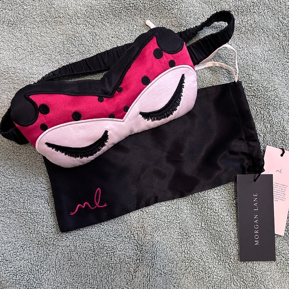Lanie Bug Eye Mask - Picture 1 of 3